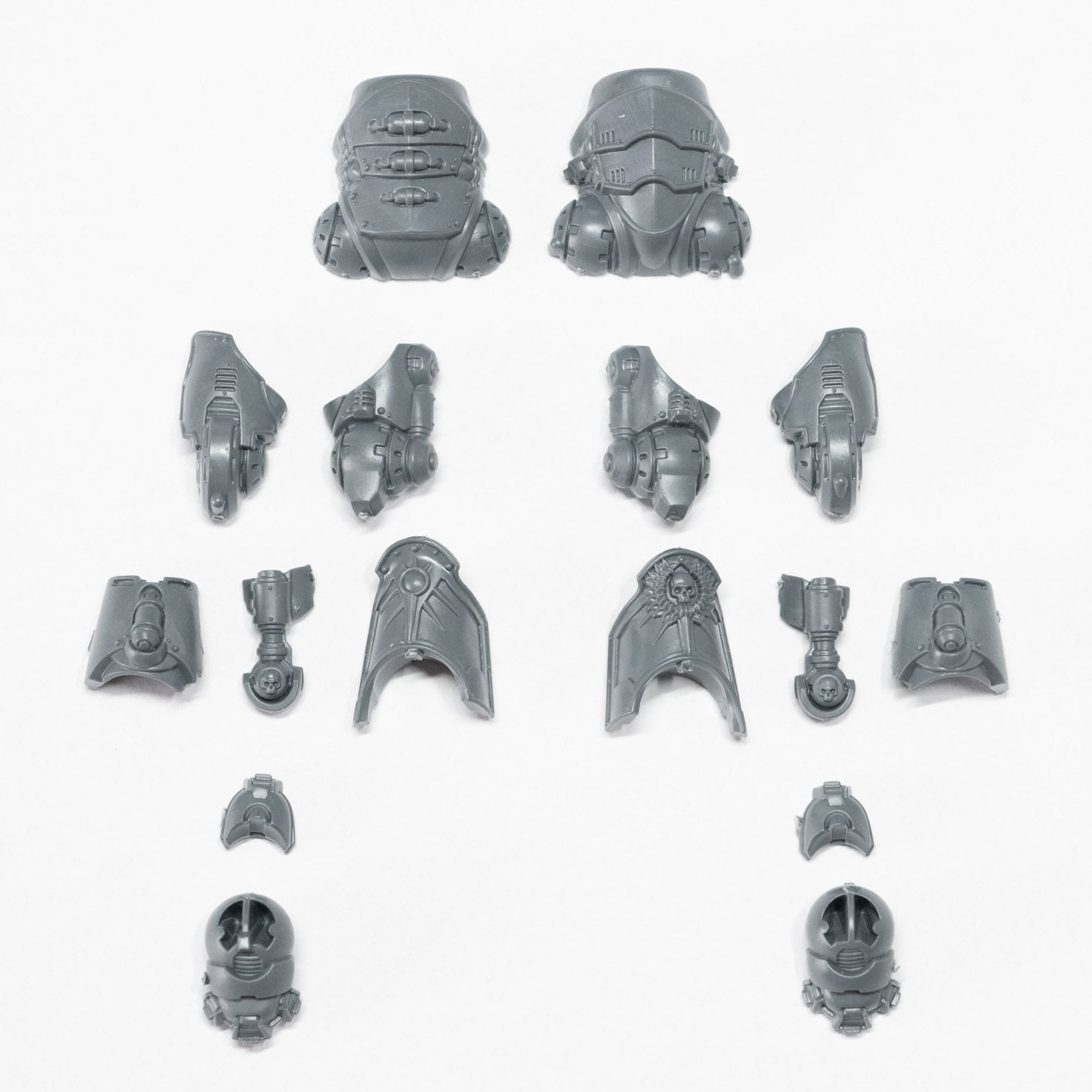 Horus Heresy Space Marines Saturnine Praetor Legs - Warhammer - Conversion Part