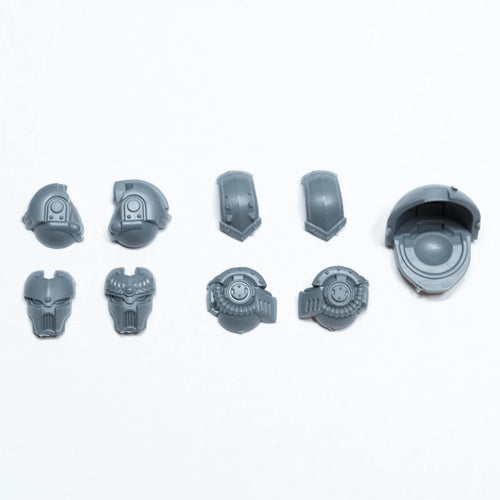 Horus Heresy Space Marines Saturnine Dreadnought Heads x 2 Bits Bitz