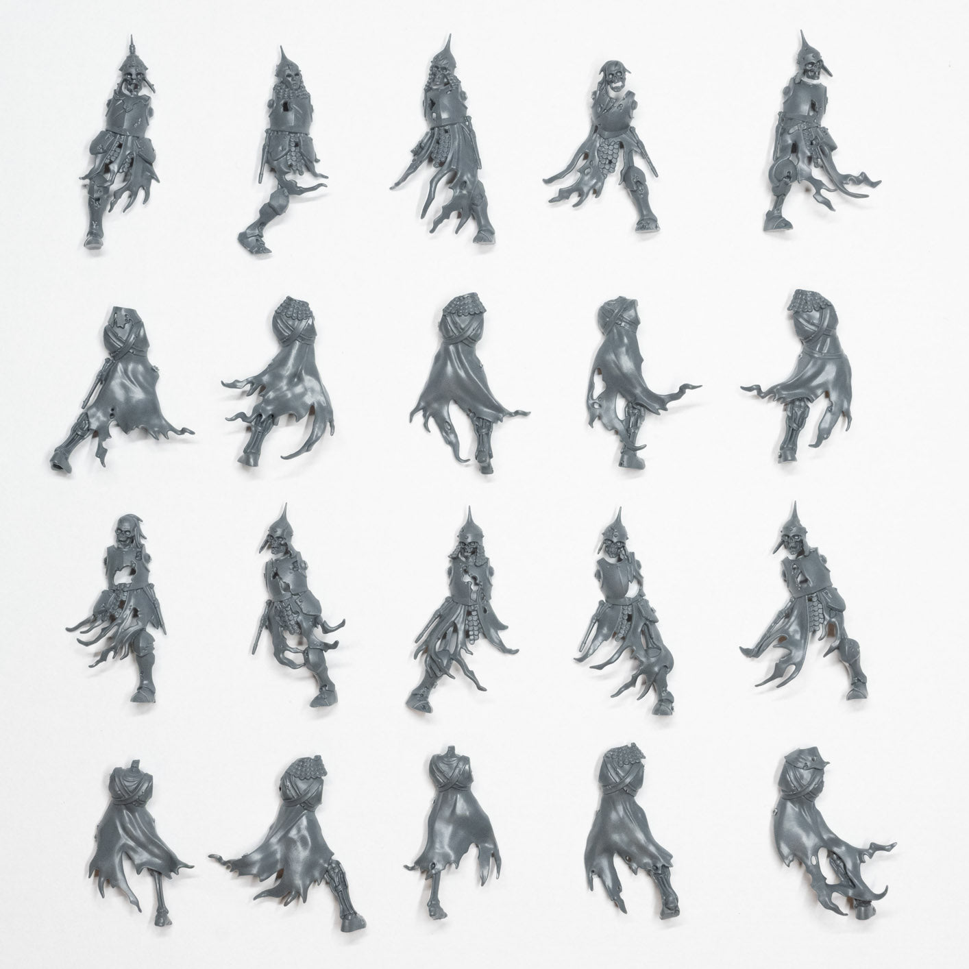 Soulblight Gravelords Deathrattle Skeletons Head Torso and Legs x 10 - Age of Sigmar - Kitbash Bit