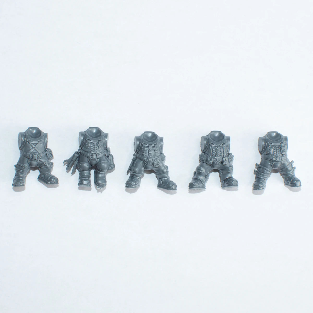 Warhammer Kharadron Overlords Arkanaut Company Legs and Torso x 5 A Bits Bitz