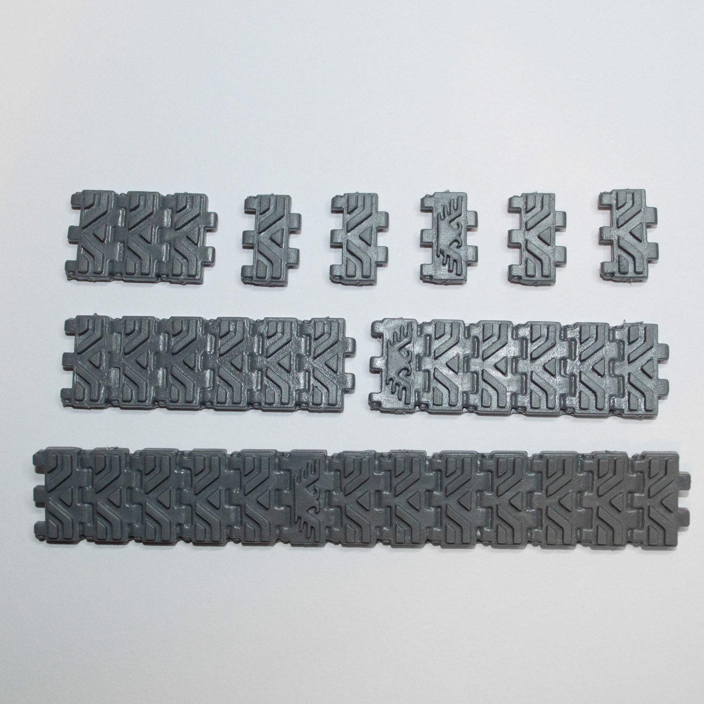 Chaos Space Marines Land Raider RightTrack - Space Marines - Kitbash Bit