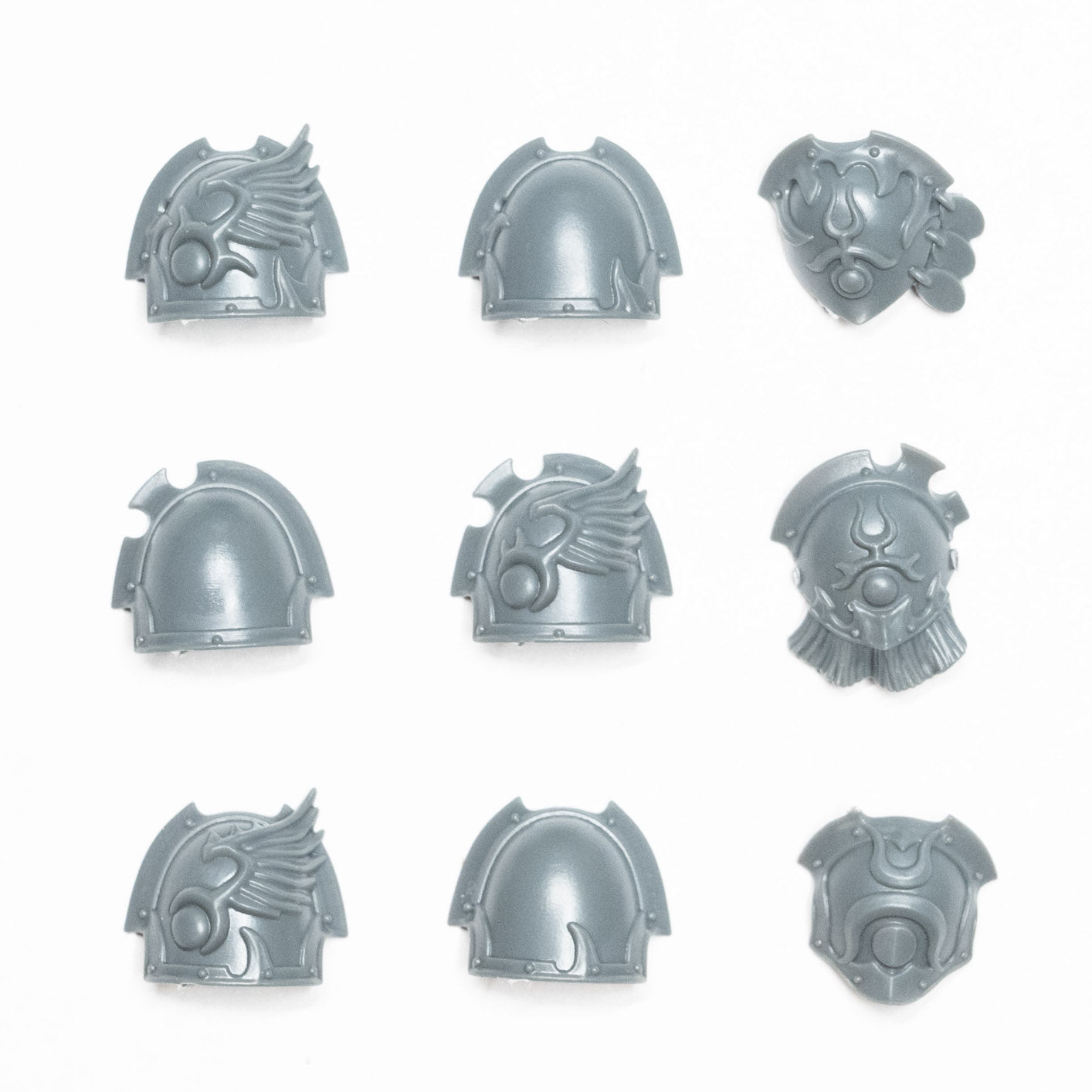 Emperors Children Flawless Blades Shoulder Pads x 9 - Warhammer - Conversion Part