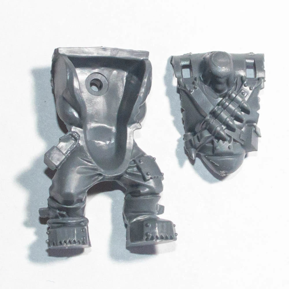 Warhammer 40K Orks Ork Nobz Legs and Torso E Bits Bitz