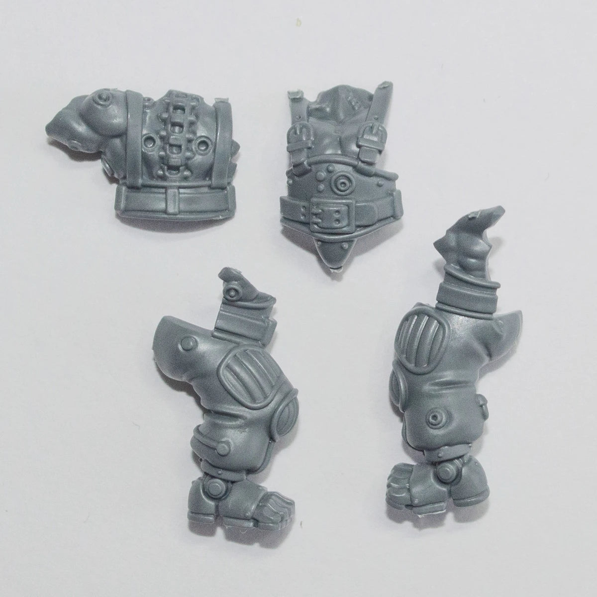 Warhammer 40K Leagues of Votann Cthonian Beserks Legs and Torso B Bits Bitz
