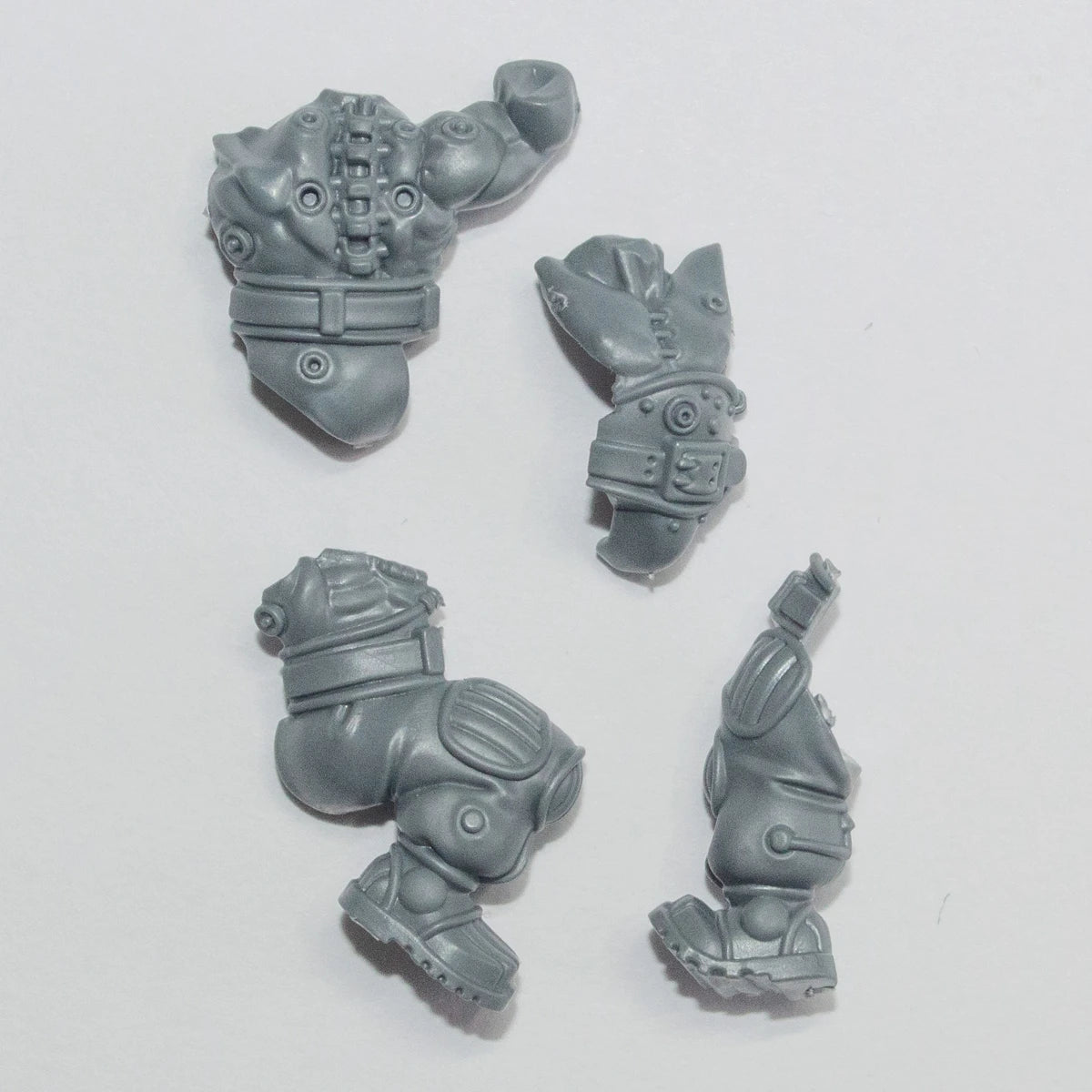 Warhammer 40K Leagues of Votann Cthonian Beserks Legs and Torso D Bits Bitz