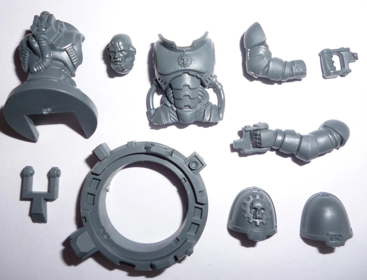 Warhammer 40K Space Marines Primaris Repulsor Gunner Bits Bitz