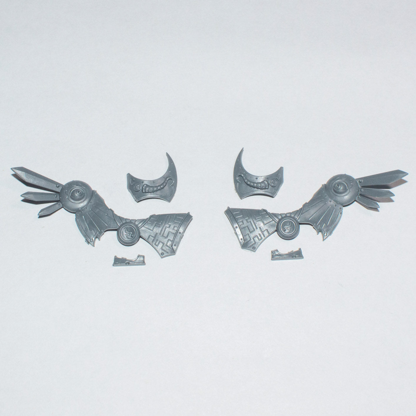 Thousand Sons Magnus The Red Wing Armour - Warhammer - Conversion Part