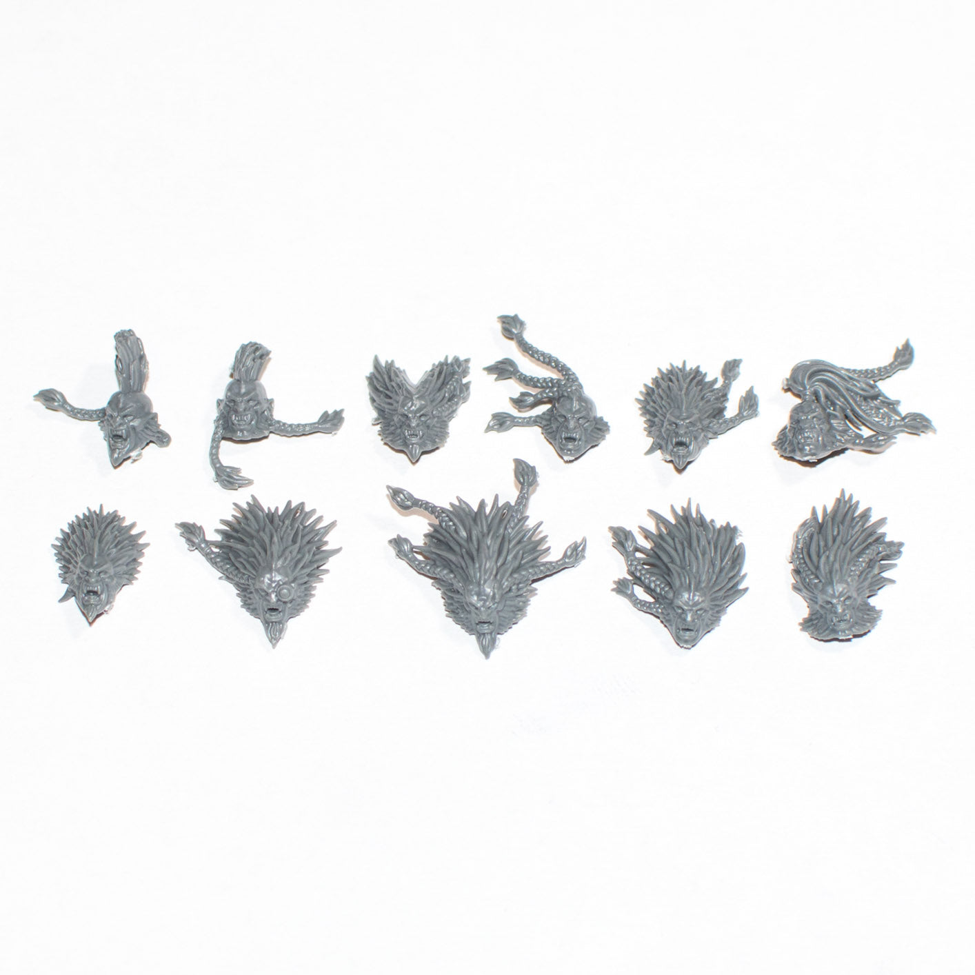 Space Wolves Wulfen Heads x 11 - Warhammer - Spare Part