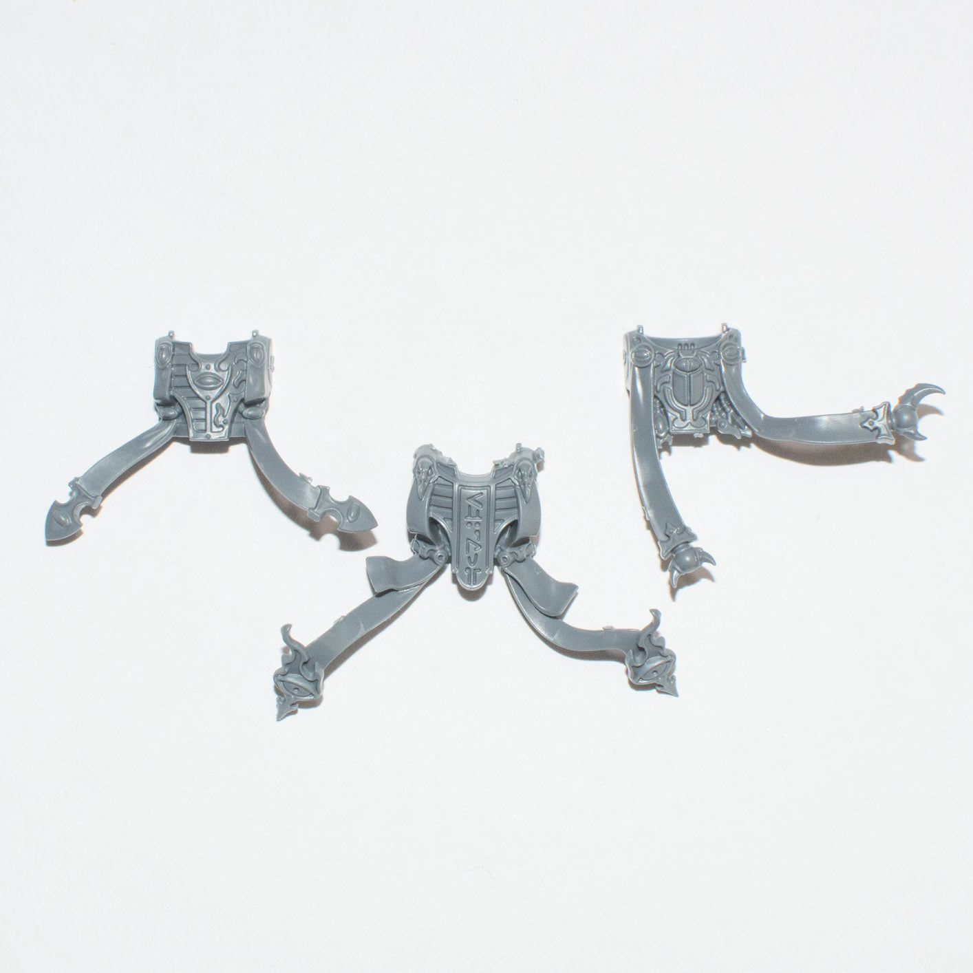 Thousand Sons Exalted Sorcerers Front Torso x 3 - Warhammer - Authentic Sprue