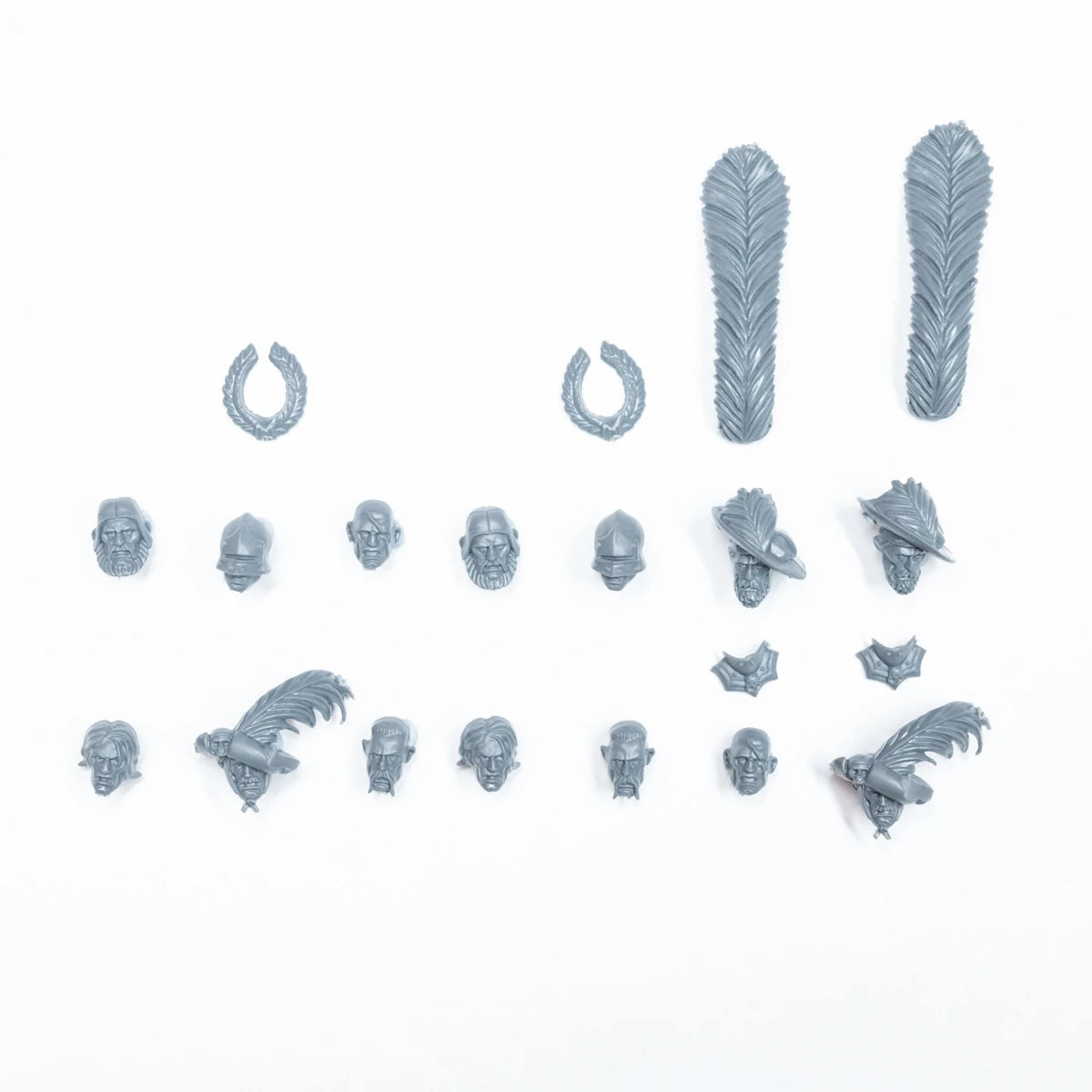 Warhammer Empire of Man Empire Greatswords Heads x 14 Bits Bitz