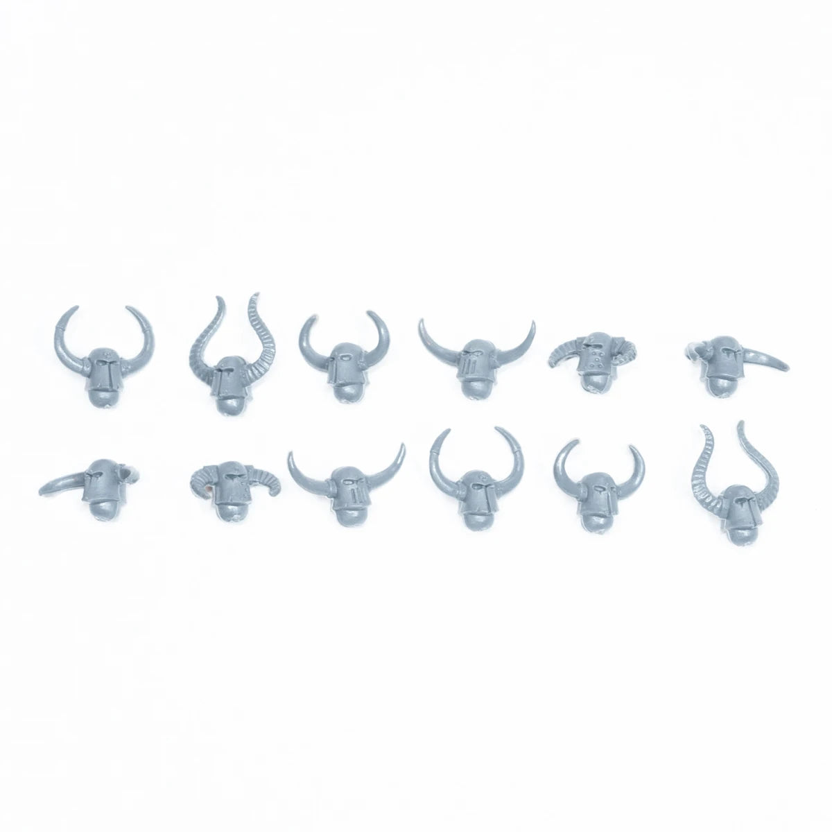 Warhammer Warriors of Chaos Chaos Warriors Heads x 12 Bits Bitz