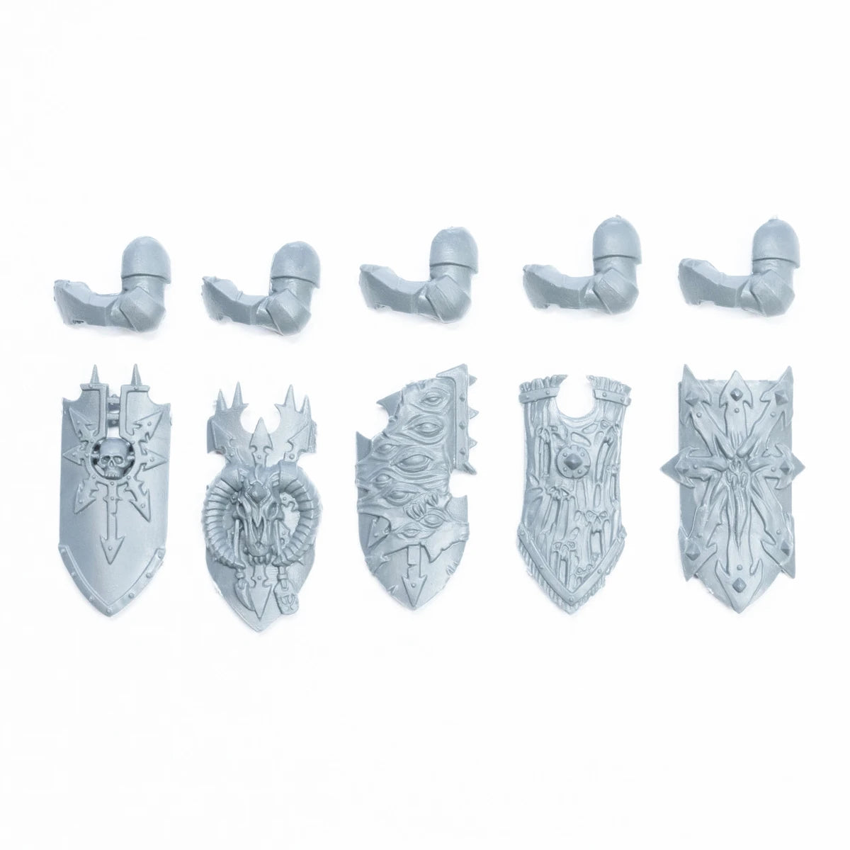Warhammer Warriors of Chaos Chaos Knights Shields x 5 Bits Bitz