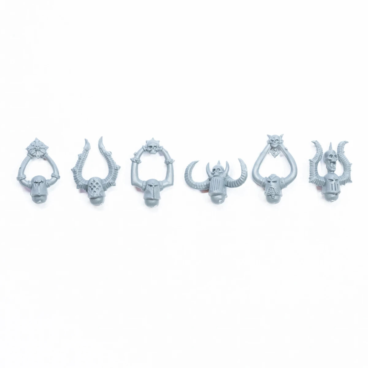 Warhammer Warriors of Chaos Chaos Knights Heads x 6 Bits Bitz