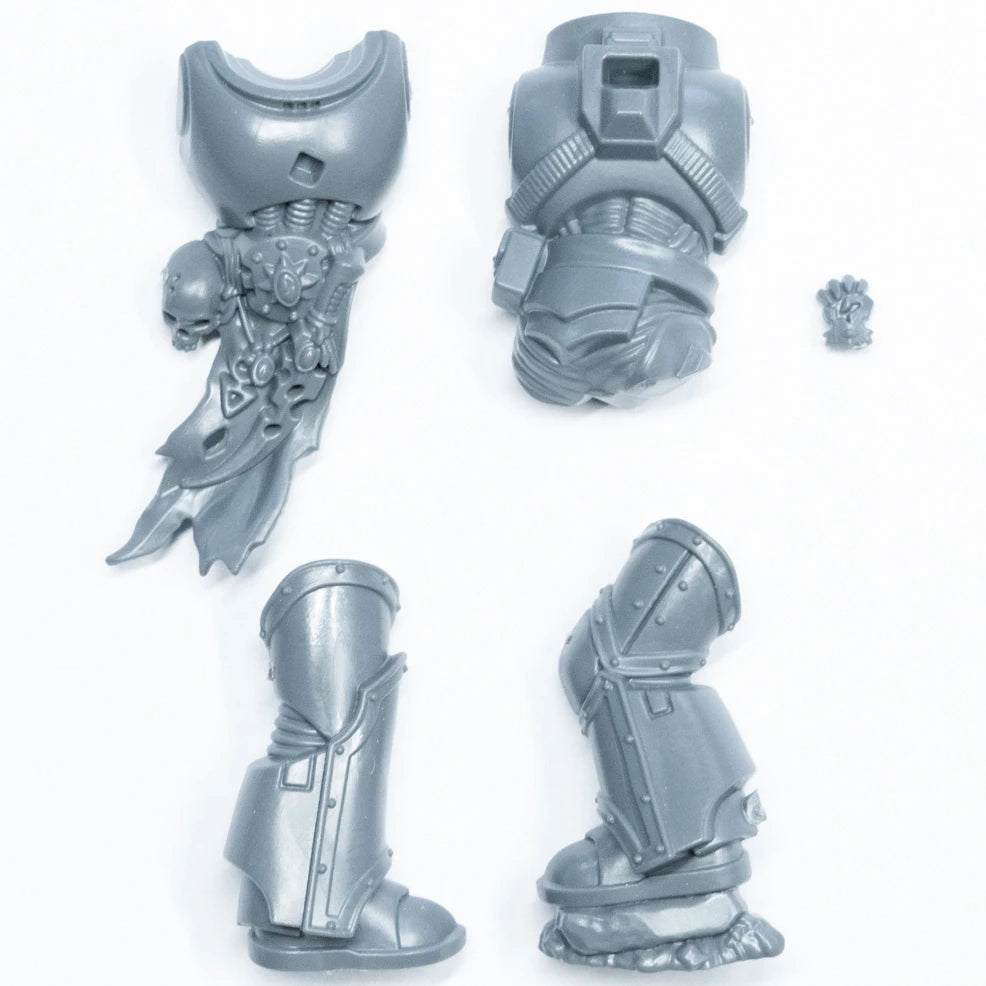 Warhammer 40K Chaos Space Marines Red Corsairs Raiders Legs and Torso A Bits