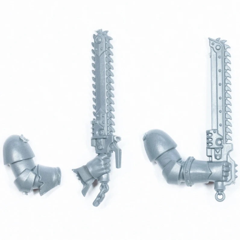 Warhammer 40K Chaos Space Marines Red Corsairs Raiders Chainsword x 2 Bits Bitz