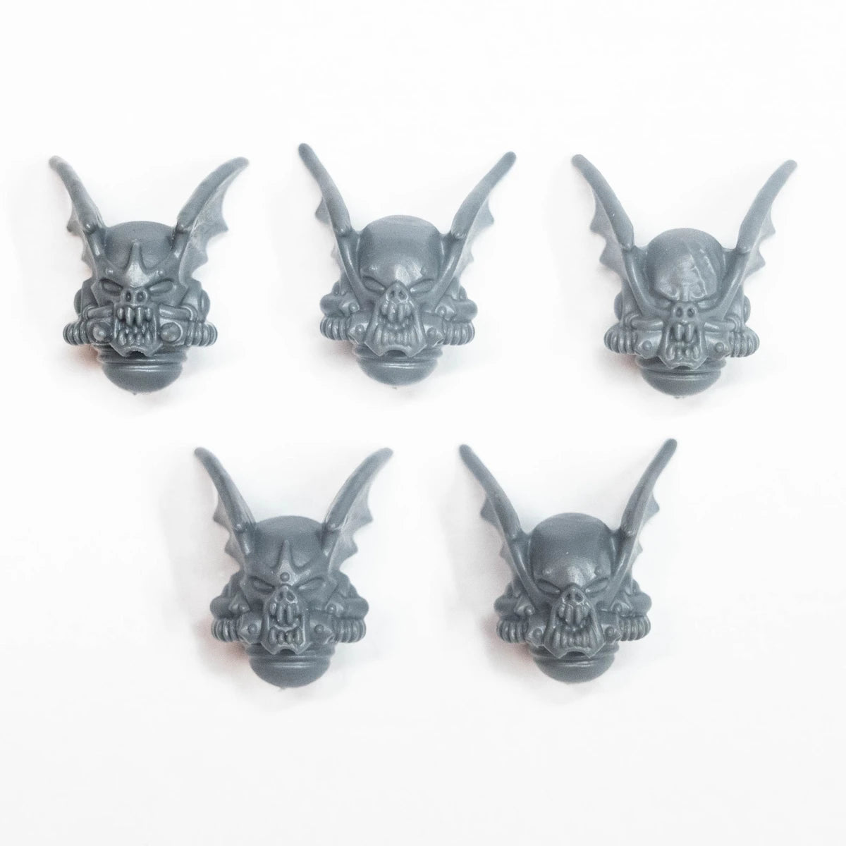Warhammer 40k Chaos Space Marines Nemesis Claw Heads x 5 B Bits