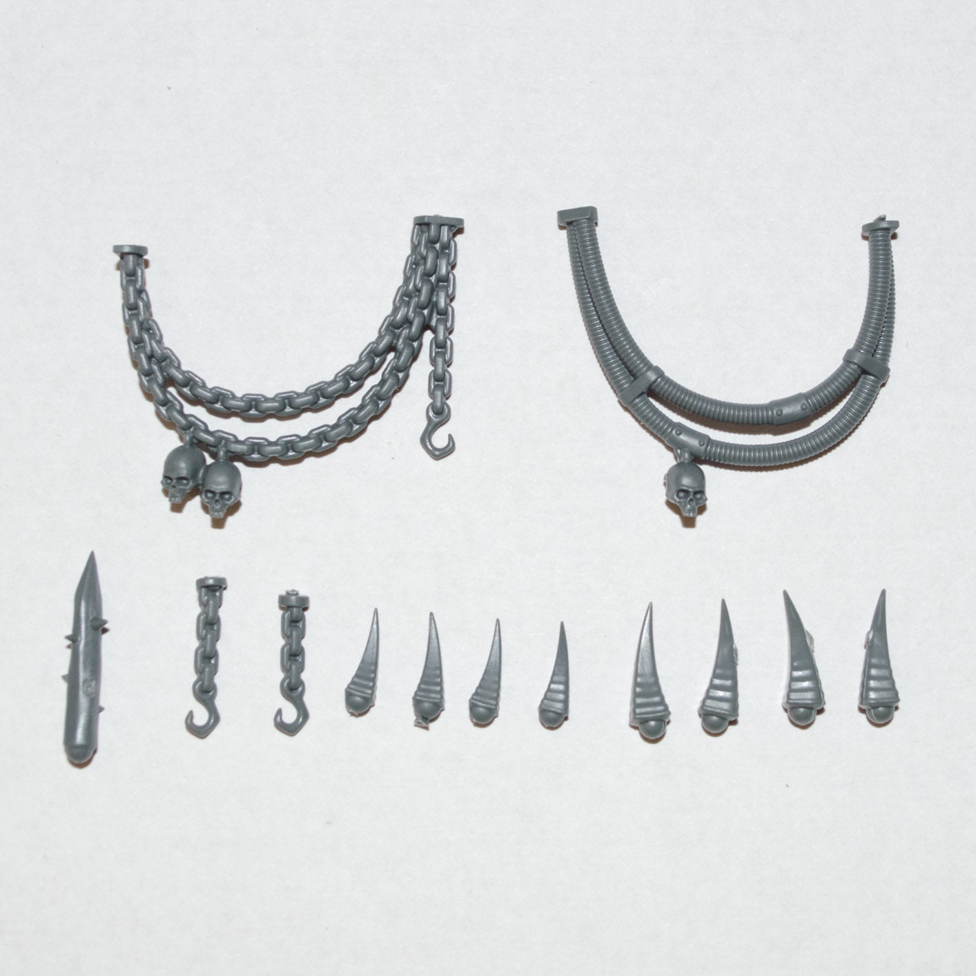 Chaos Knights Knight Ruinator Chains and Spikes B - Warhammer - Kitbash Bit