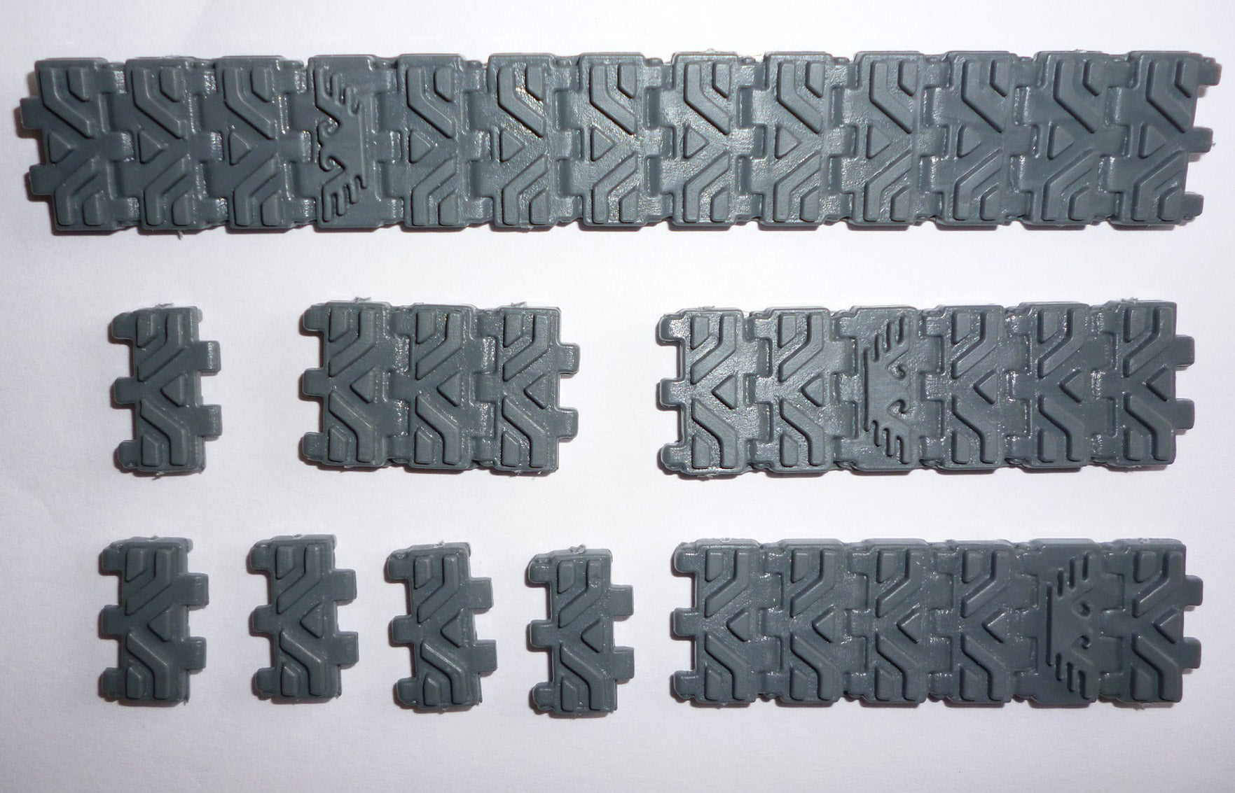 Space Marines Land Raider Crusader Left Track - Space Marines - Authentic Sprue