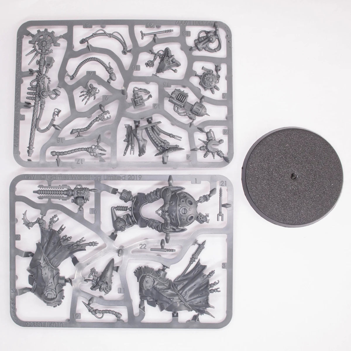 Warhammer 40K Adeptus Mechanicus Tech Priest Manipulus  Bits Bitz