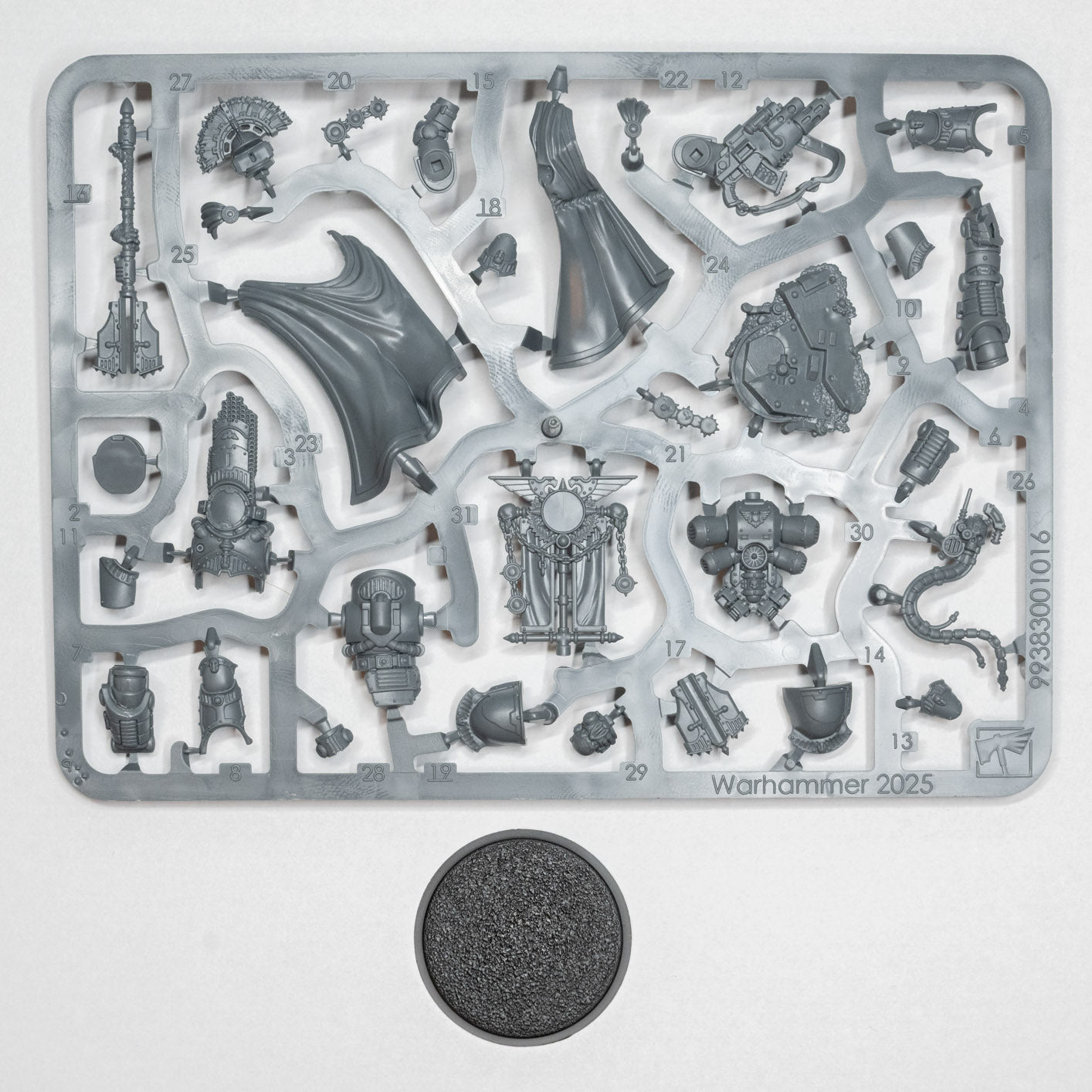 Horus Heresy Space Marines Centurion in MKII Power Armour  [Horus Heresy Bits] - Warhammer - Spare Part