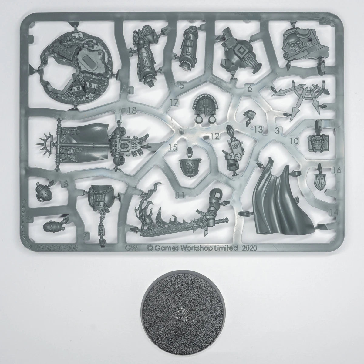 Warhammer 40K Grey Knights Castellan Crowe  Bits Bitz