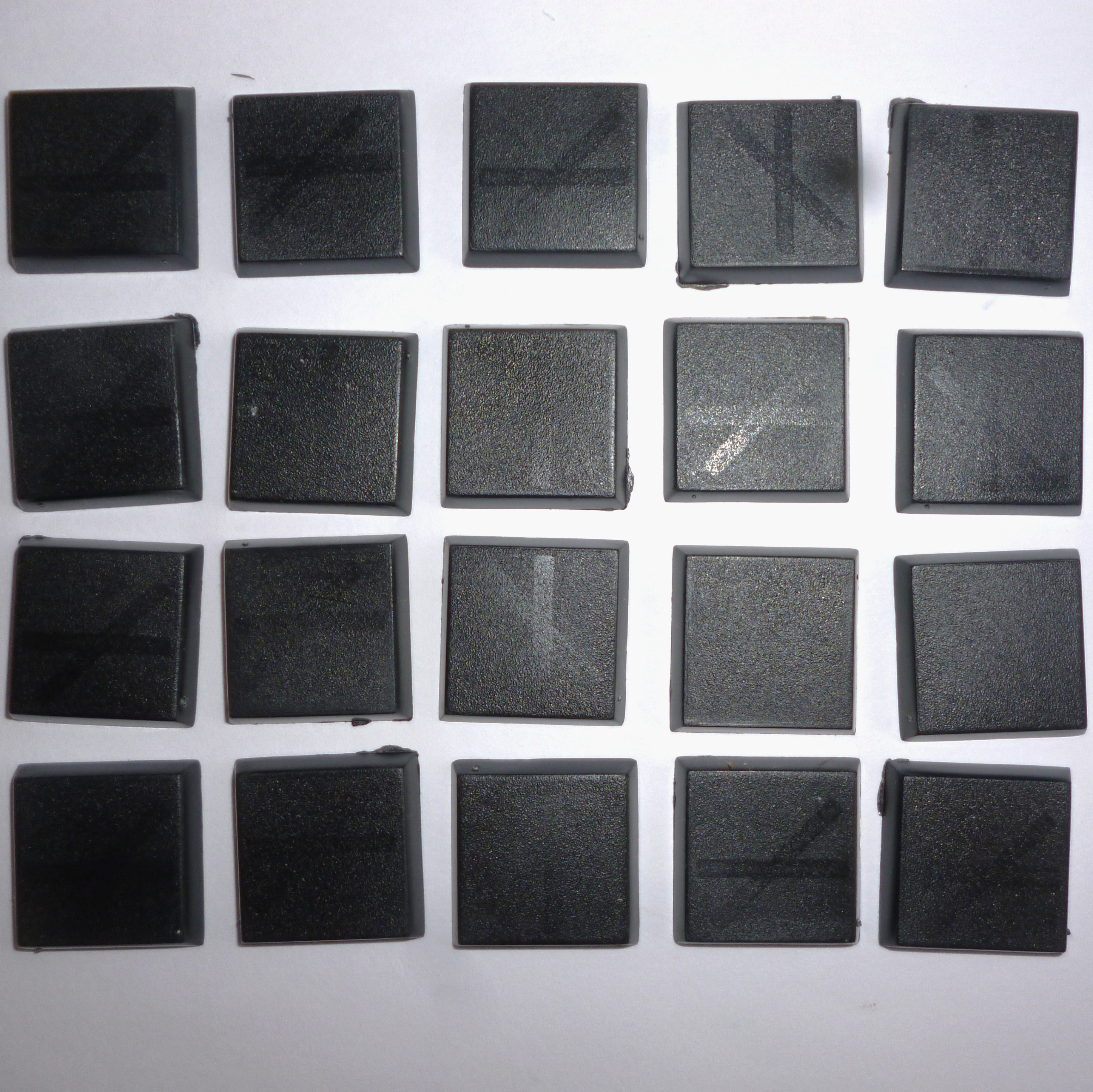 20 mm Square Bases x 20 – Games Workshop Brand